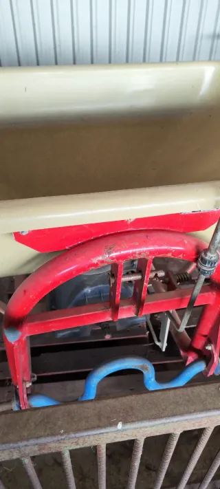 Abonadora Aguirre 1000 kg