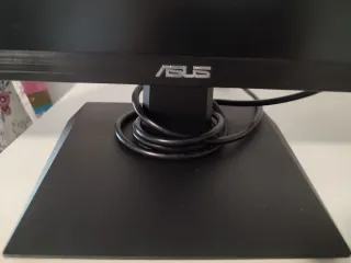 Pantalla ASUS Negra - Monitor pc NEGOCIABLE 