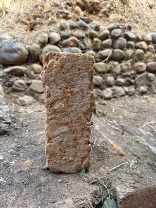 Ladrillos de adobe artesanales