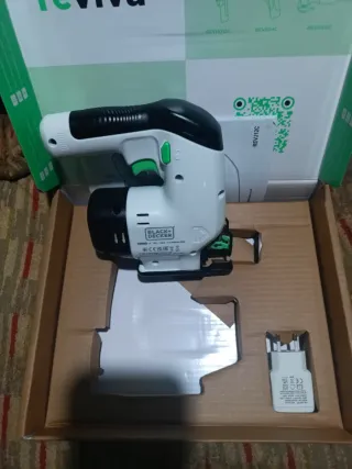 Sierra de calar Black+Decker 12V Reviva