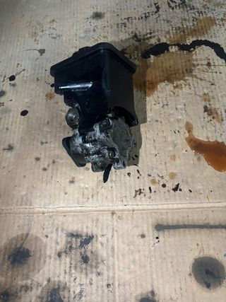 Bomba Dirección BMW 320d 136cv