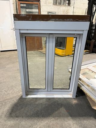 Puerta y ventana aluminio con persiana