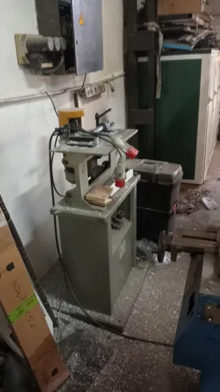 Máquinas Cerrajería y Aluminio