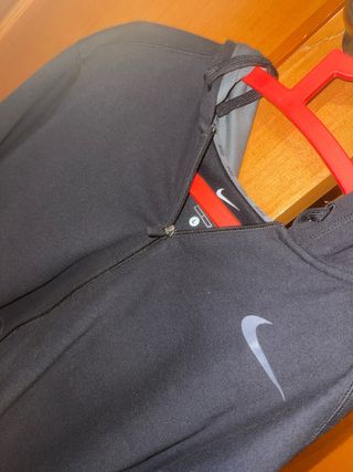 Sudadera Nike con cremallera Talla L
