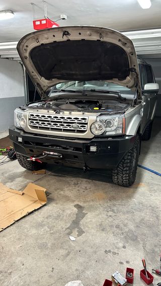 Parachoques Delantero Land Rover Discovery 4