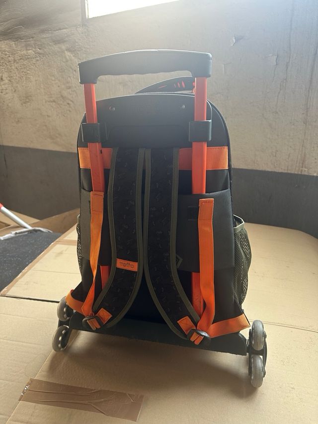 Mochila con ruedas Totto