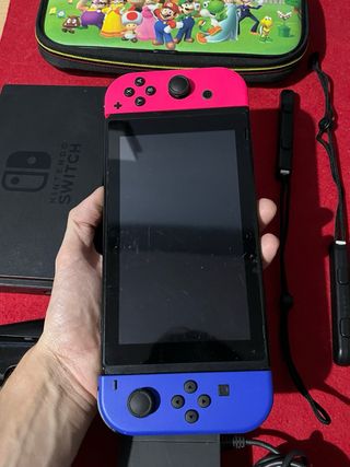 Nintendo Switch con accessori
