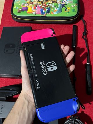 Nintendo Switch con accessori