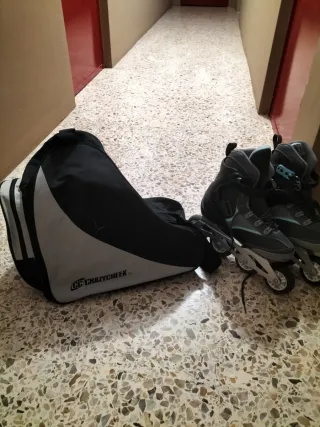 Patines en línea y bolsa Crazy Creek