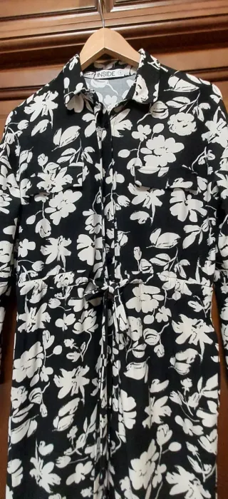 Vestido floral negro y blanco Inside