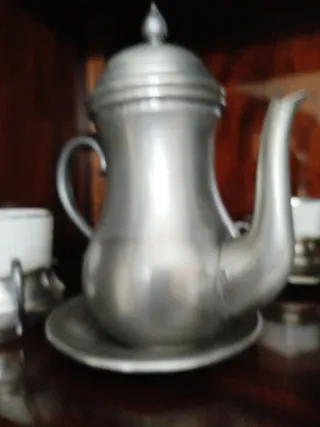 Caraffa e zuccheriera peltro.mistoArgente vintage