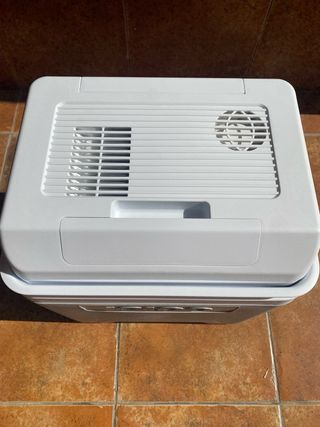Nevera eléctrica IGLOO IE24 DC 24L nueva 
