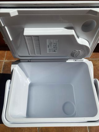 Nevera eléctrica IGLOO IE24 DC 24L nueva 