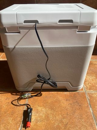 Nevera eléctrica IGLOO IE24 DC 24L nueva 