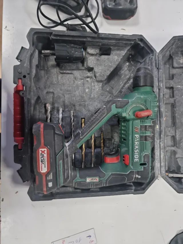 Taladro Parkside PABH 20V con maletín