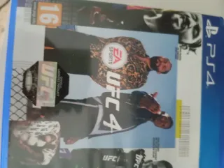 PS4 Slim Negra + 3 Juegos +Auriculares(negociable)