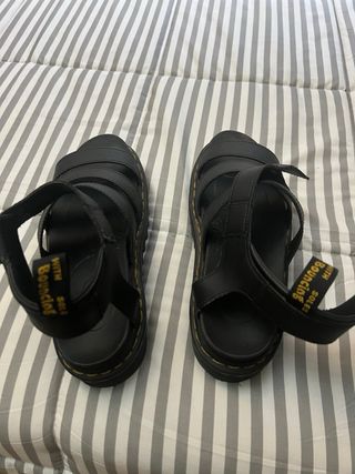 Sandalias Dr. Martens Negras
