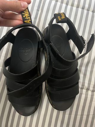 Sandalias Dr. Martens Negras