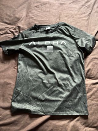 Camiseta Alpha Gris con Bandera USA