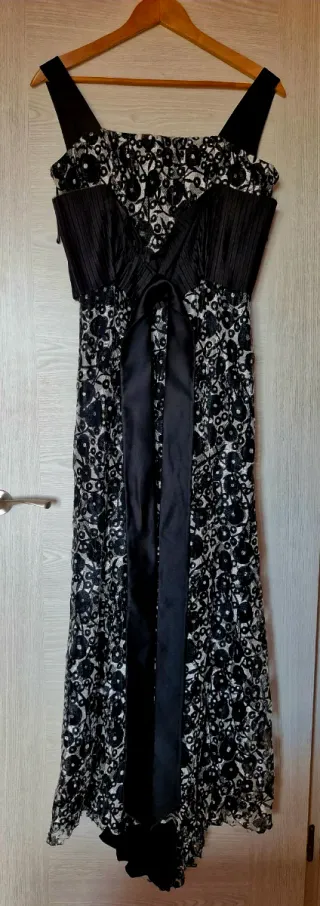 Vestido Adolfo Domínguez Negro y Blanco