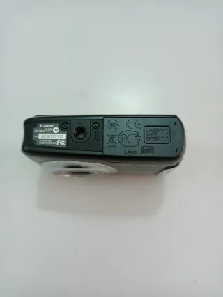 Canon Powershot A480 10.0MP Con SD 4 GB funziona 