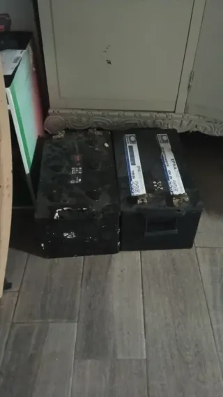 2 Baterías Camión   225 Ah