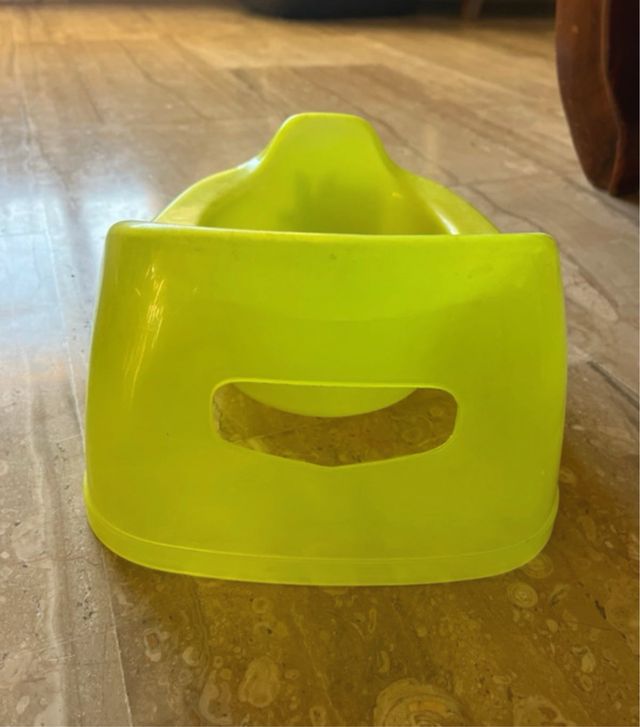 Orinatoio e seggiolino per bambini