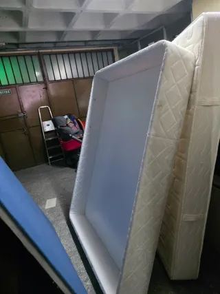 Canapé cama con colchón de 135*190