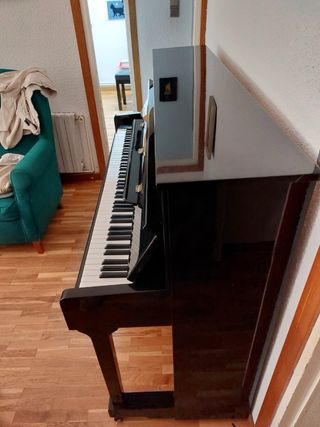 Piano Vertical Vivace Negro Brillante