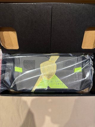 MSI Claw A8 1TB Z2 Extreme