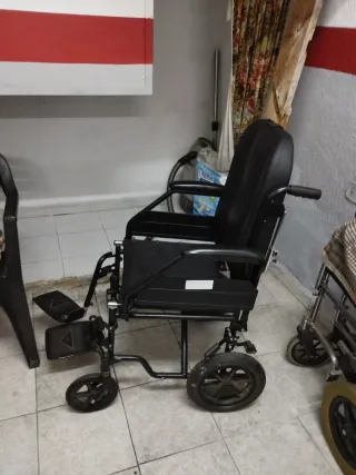 Silla de paseo ancianos.