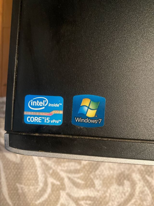 Samsung SyncMaster 931N nero e monitor HP Compaq