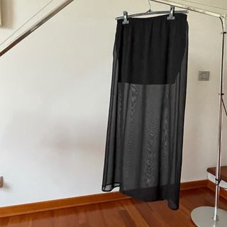 Gonna lunga nera trasparente