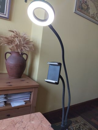 Lámpara LED flexible con pinza