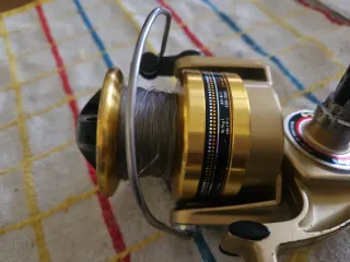 Carrete de pesca Daiwa GS9