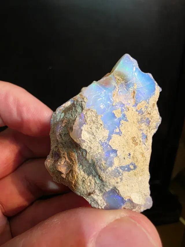 Opale etiope naturale