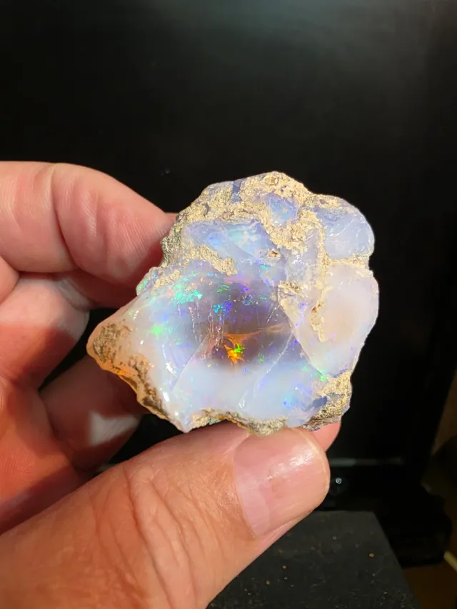 Opale etiope naturale