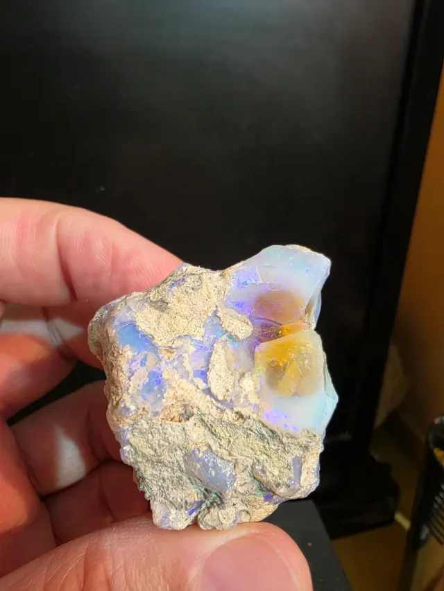 Opale etiope naturale