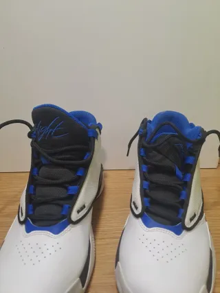 Jordan Flight Azul y Blanca Talla 38 Niño
