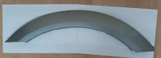 Moldura aleta Mitsubishi Montero