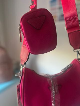 Bolso rosa con monedero