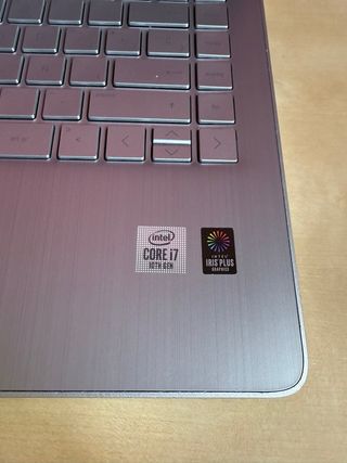 Portátil HP 14s i7 10ª Gen / 8GB / SSD 512GB 