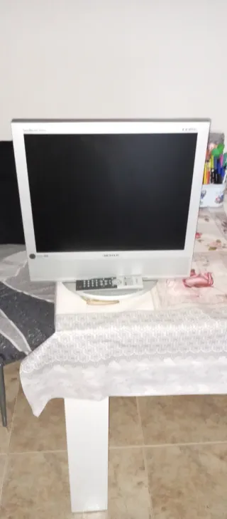 Monitor Sony Plata y Negro