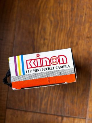 Kinon 110 Mini Pocket Camera vintage anni '70
