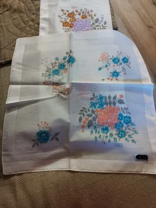 Sciarpe da donna con stampa floreale