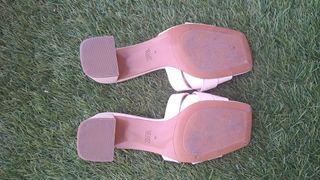 Sandalias Zara Beige Tacón Cuadrado 