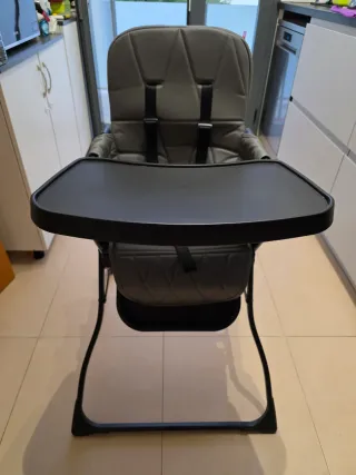 Trona de bebé plegable