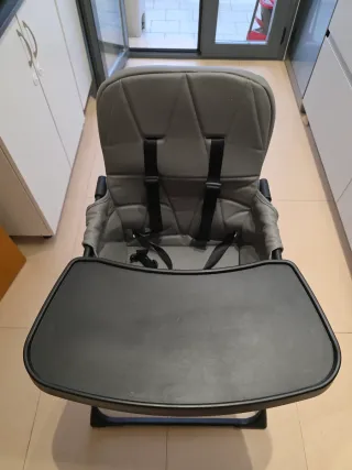 Trona de bebé plegable