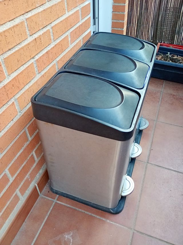 Cubo reciclaje 3 compartimentos