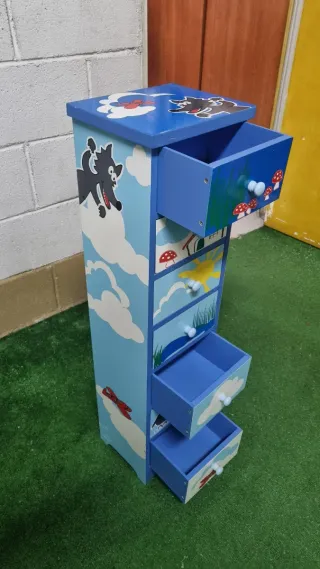 Cajonera infantil decorada